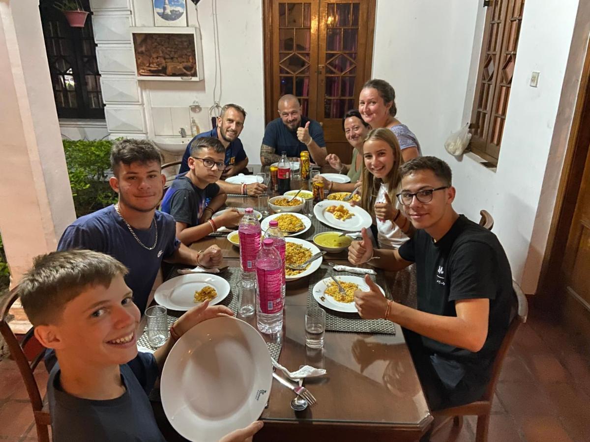 Kandy Garden Villa Esterno foto