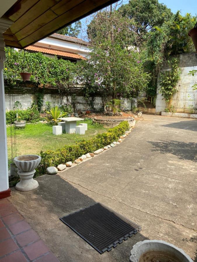 Kandy Garden Villa Esterno foto