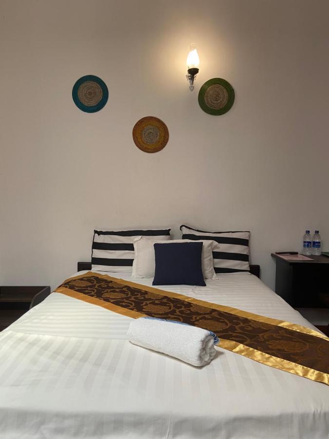 Kandy Garden Villa Esterno foto