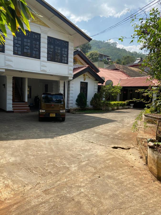 Kandy Garden Villa Esterno foto