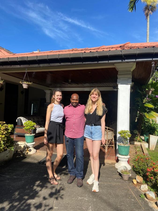 Kandy Garden Villa Esterno foto